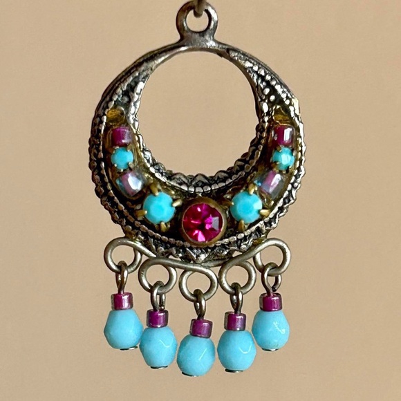 VINTAGE Y2K Earrings - Picture 3 of 4